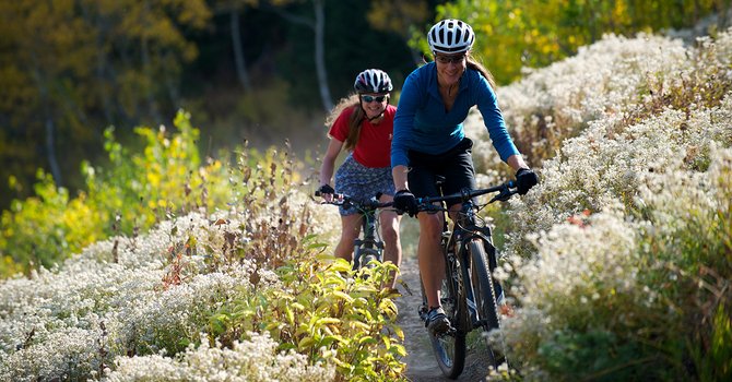 Women Mountain Bike 1340x700 A normal